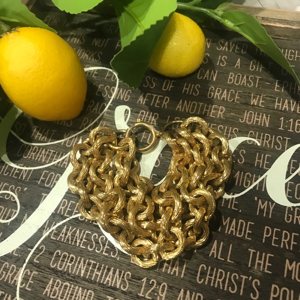 ✔️Fashion High Quality Distressed Bracelet